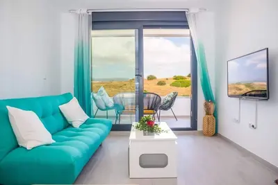 Image de Casa Turquesa - Elegante Apartamento con Garaje en Tarifa