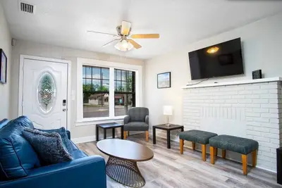 Image de ~Tidy Team Stay_Sleeps 8_Near Stadium~