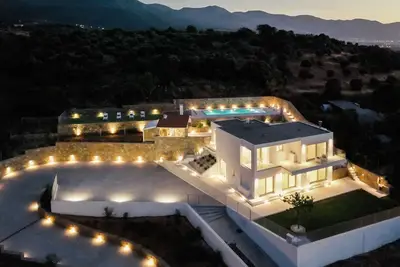 Image de New villa Tetragon 2021