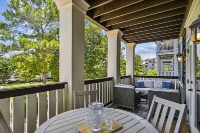 Image de Overlook St Augustine Green @ Rosemary from your balcony | 1 Min to Cabana Pool