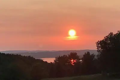 Image de Summmit Sunsets 562 - Ski, Golf and more!