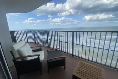 Image de The Ashley Condominium 9th Floor Direct Oceanfront 3 Bedroom 3 Bathroom