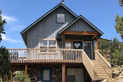 Image de Private Rocky Mountain Cabin---Spectacular Views!