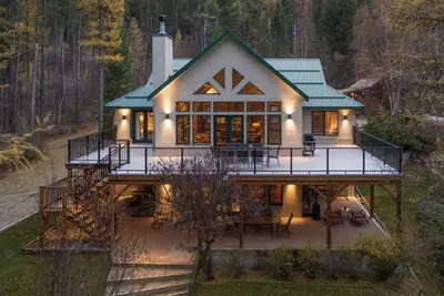 Image de Lakefront Tie Lake l Hot Tub l Pool Table l A\/C