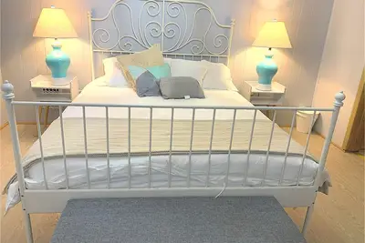 Image de New! 1st floor Cute and cozy at Niagara Falls Usa