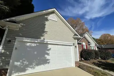 Image de Charlotte/Harrisburg/Concord Magnificent Homestead Stay 3br Close to Uptown.
