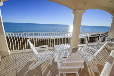 Image de Gulf Front Condo w/unbeatable views! Gulf front Community Pool/Large private gulf front balcony/WiFi