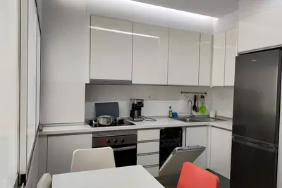 Image de Perfect Location 2rooms, Dishwasher, New Renovated