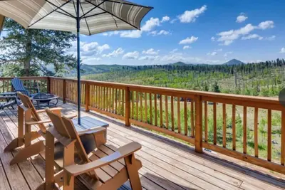 Image de Falcon Ridge Chalet-Woodland Park: WiFi & Views, Deck and Views of Pikes Peak