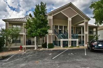 Image de The Great Escape - 3 bedroom/3 bath condo at Emerald Bay on Table Rock Lake