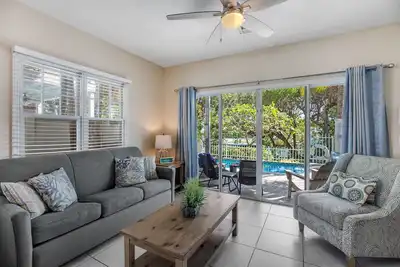 Image de Duck Key waterfront villa with private pool, kayak, Sup, washer\/dryer & Ac
