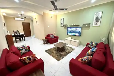 Image de Joyau caché à Oyibi Nouvel appartement de luxe de 2 chambres
