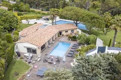 Image de Exceptionnelle Villa de plain-pied proche Mougins Village