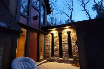 Grand Bend - Southcott Pines Chalet Near the Lake