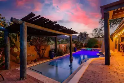 Image de Las Colinas | Heated Pool | Spa | Southwest Living