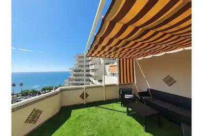 Image de Benalbeach. Spectacular terrace, sea views.