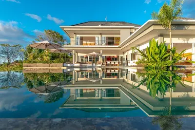 Image de Villa IzaJay, Modern & Splendid Sea View Villa