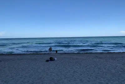 Image de Magnifique Appartement 2 Chambres, 2 Salles de Bain – À Deux Pas de la Plage!