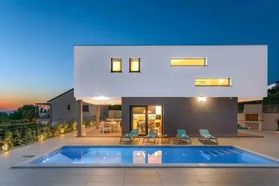 Image de Villa de luxe Lea Magdalena avec piscine chauffée