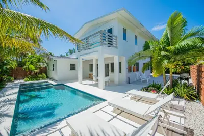 Image de Beautiful Ami Beach House with Heated Pool and Fenced Backyard!