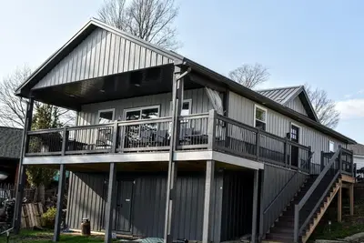 Image de Come Rest At The Nest! Year round, water front home close to Ellicottville!