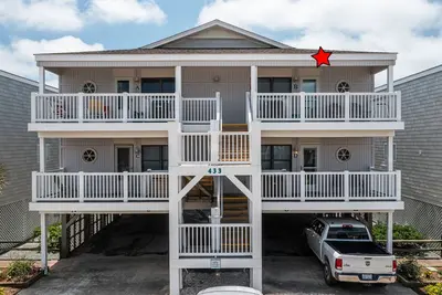 Image de \"Waters Edge 433-B\" - Oceanfront Condo w/ Community Pool, 2 Bedrooms / 2 Bathrooms