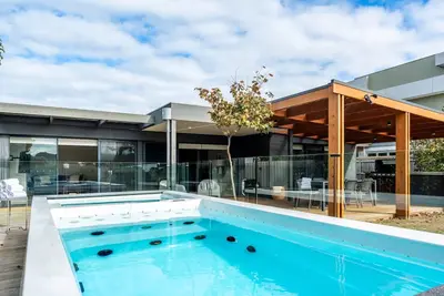 Image de Ultimate Luxury family Home With Spa Pool