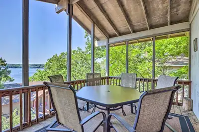 Image de Screened Porch, Resort Perks: Osage Beach Cabin!