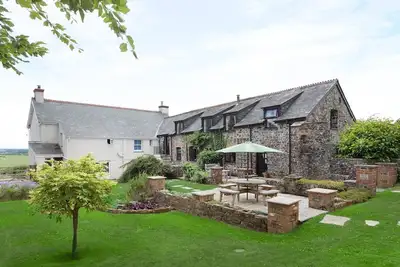 Image de Honey Bee Cottage, pet friendly, with a garden in Bradworthy