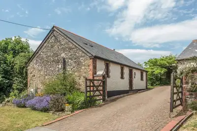 Image de Woodpecker Cottage, pet friendly, with open fire in Bradworthy