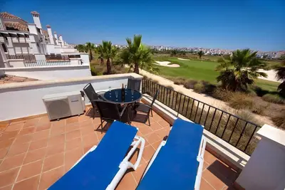 Image de Maison de ville avec vue sur le terrain de golf