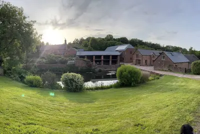 A Very Spacious Cottage in a Beautiful Location - near Quantock Hills & Exmoor