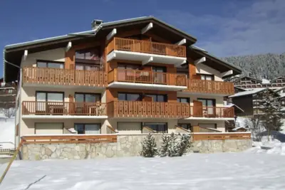 App. T2 + ski-in ski-out cabin-near Ts Carrets and Legette and the resort center