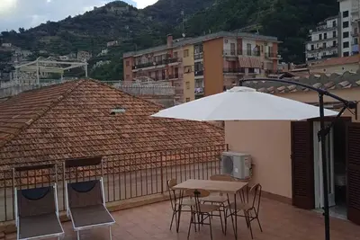 Image de Holiday Home \"Il Sospiro\" - Maiori 200 Mt From The Sea - Amalfi Coast