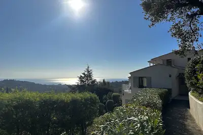 Image de Magnifique maison avec vue mer Ă quelques minutes des plages