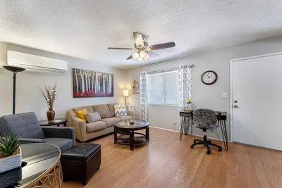 Image de Peaceful Senior Community Near Beach, Restaurants & Shopping