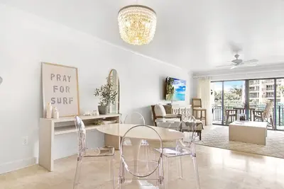 Image de Chic Vero Beach Condo