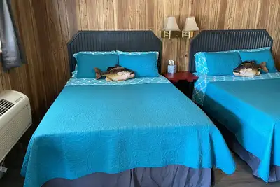Image de Less than a mile from Lake Fork-Updated-Bass Bungalow-Rm 7