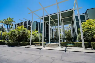 Image de Right on the beach near Diamond Head and 4 miles from Waikiki!