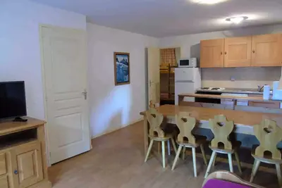Image de 3 Pièces pour 8 Personnes