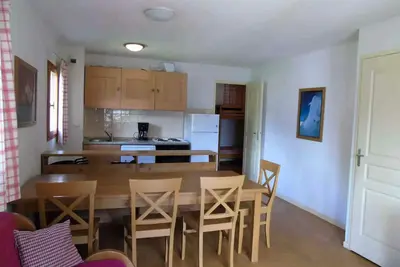 Image de 3 Pièces pour 8 Personnes