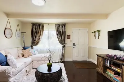 Image de Stafford 3br-House: Tech-Savvy, Amenities Galore