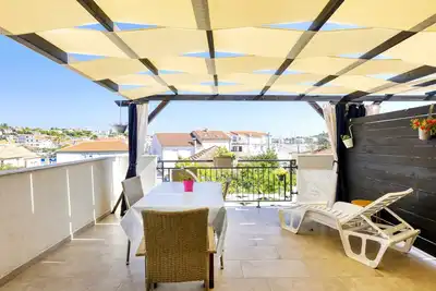 Image de Appartement d'une chambre avec la terrasse Jezera, Murter (A-19056-a)