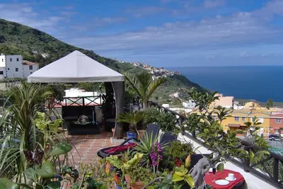 Image de Appartement \"Apartamentos Monasterio de San Antonio No. 6\" avec wifi - Réservé aux adultes