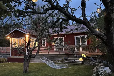 Image de Charming villa close to nature, lake and ocean and 25 mins to Stockholm center