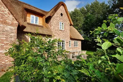 Image de Spacious semi-detached house \"Spo-Stern\" in St.