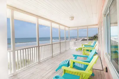 Image de 4br 2ba Oceanfront / Classic Beach Bungalow ~ Barefoot Bungalow