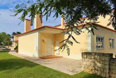 Image de Apartamento na Praia dEl Rey Resort, com Piscina