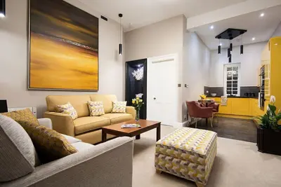 Image de The Scott Apartment - stylishly restored Grade Ii listed townhouse apartment
