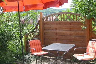 Image de Fewo with terrace - Ferienwohnung Weingut Cuntz Sonnenhof